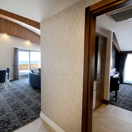 Elite Darica & Convention Center ホテル ゲブゼ