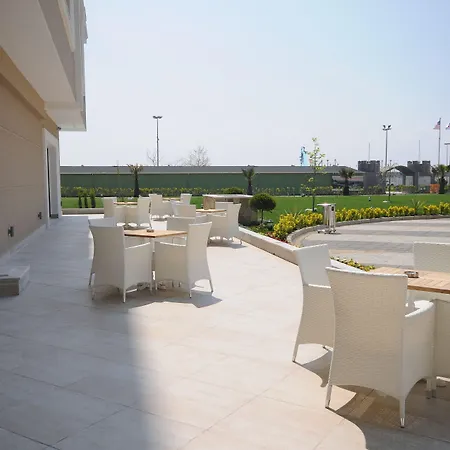 엘리트 다리카 스파&컨벤션 센터 호텔 게브제