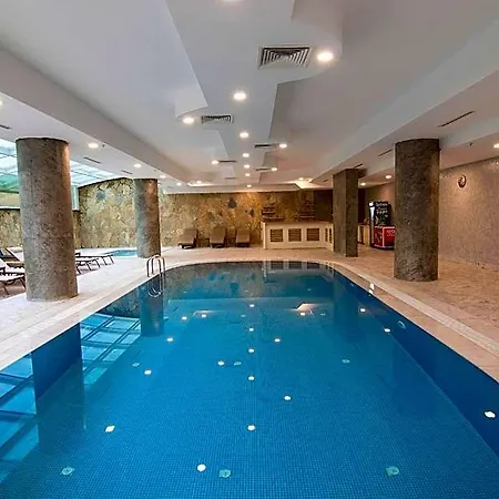 Hotel Elite Darica & Convention Center